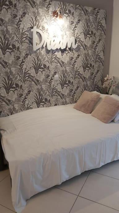 Marvellous Disney Home Magny Le Hongre 7 Min From Disneyland Buitenkant foto